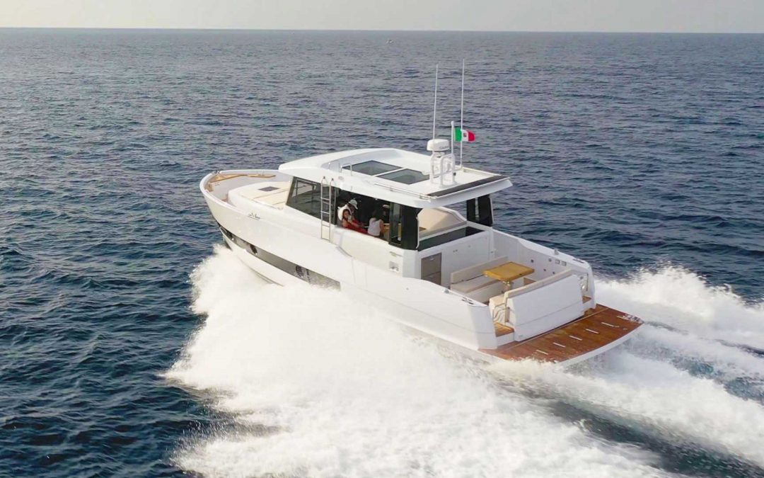 Sundeck Yachts 430S. Cruise-Fish-Sport